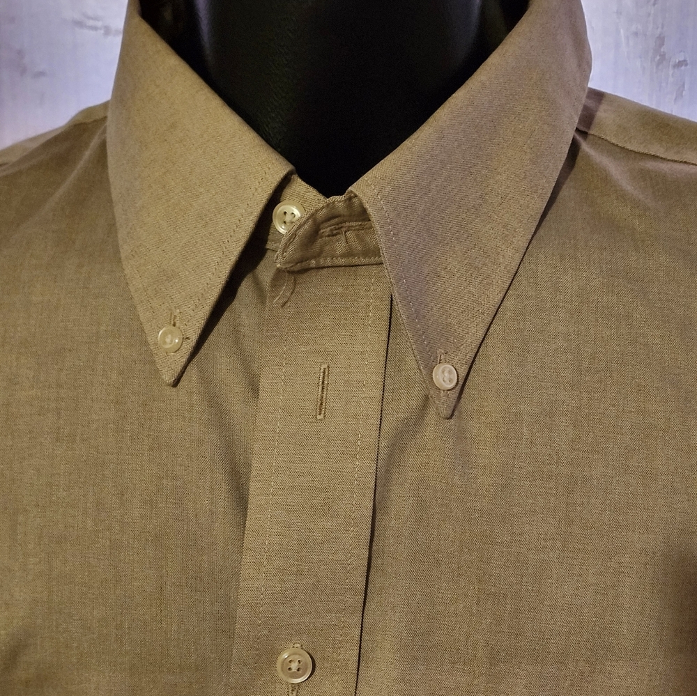 Stafford Men's Long Sleeve Beige Button-down Wrinkle-free Dress Shirt Size 18